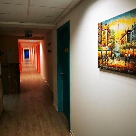Отель Ooostel2Be Brussel Saint-Josse-ten-Noode Экстерьер фото